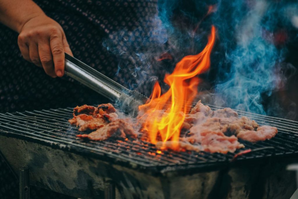 Comment allumer un barbecue sans allume feu