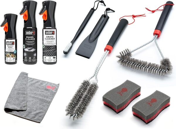 Weber Kit de nettoyage pour barbecues à gaz émaillés, 3x Brosses pour grille, Nettoyant pour grille & émail (chacun 300ml), Spray antiadhésif 200ml, Chiffon en microfibre, Grattoir, 2 Éponges (18284)