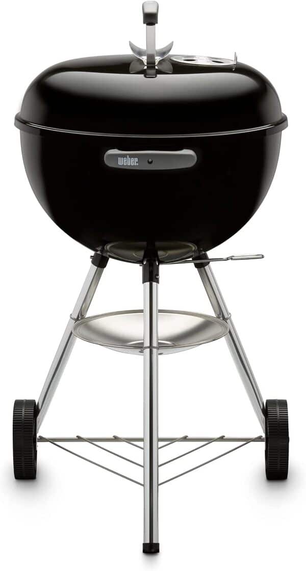 Weber Classic Kettle barbecue au charbon de bois, surface de cuisson Ø 47cm, barbecue avec couvercle et cuve en acier emaillé, thermomètre intégré au couvercle, trépied et roues - Noir (1241304)