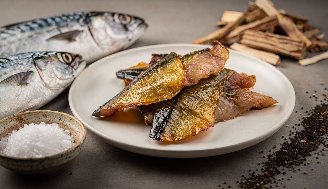 Comment préparer des maquereaux séchés et fumés ?