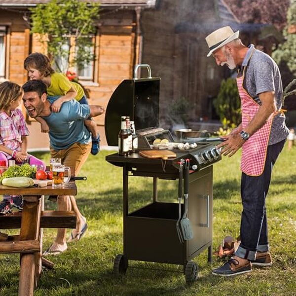 Découvrez notre test complet du barbecue Royal Gourmet 3+1 brûleurs : alliez puissance, praticité et plaisir culinaire en extérieur. Profitez de conseils d'experts pour choisir le meilleur équipement de cuisson.