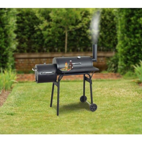 Explorez les performances du Tepro Smoker Wichita : fonctionnalités, avantages et conseils pour un barbecue réussi avec ce gril à charbon polyvalent