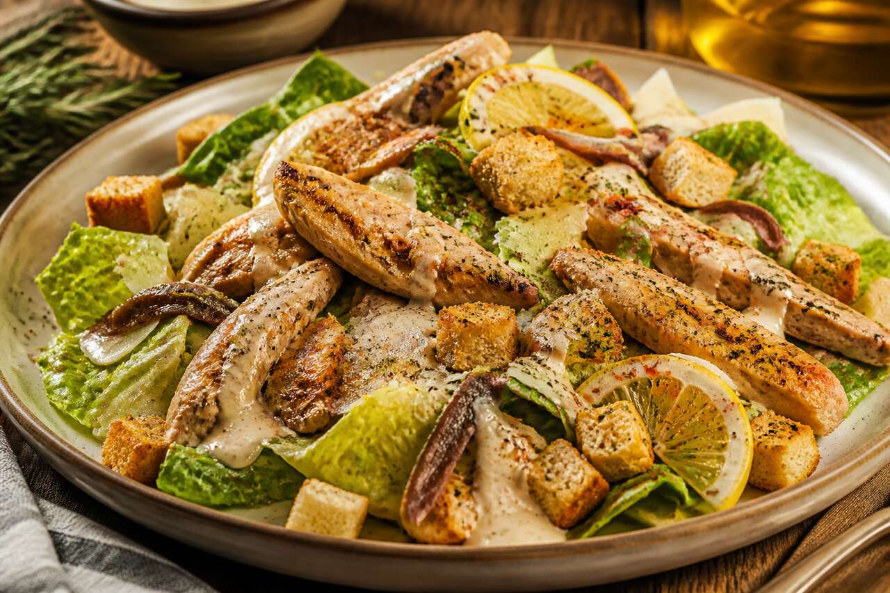 Filets de lapin au barbecue : recette salade César